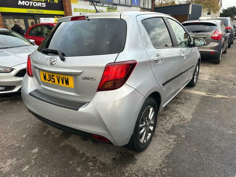 Used Toyota Yaris 2015 for sale - 76536331: Photo 6