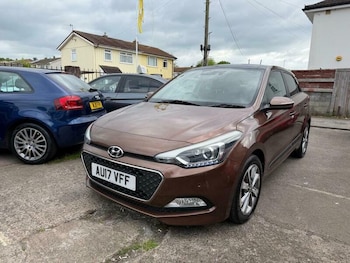 Used Hyundai i20 2017 for sale - 78469109: Photo