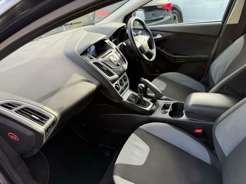 Used Ford Focus 2012 for sale - 77465418: Photo 8