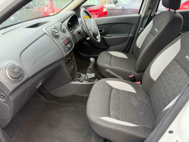 Used Dacia Sandero Stepway 2015 for sale - 78004123: Photo 10