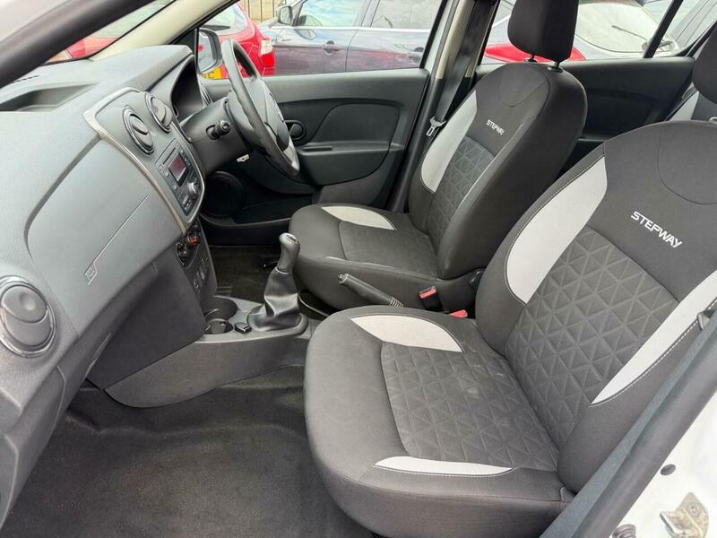 Used Dacia Sandero Stepway 2015 for sale - 78004123: Photo 11