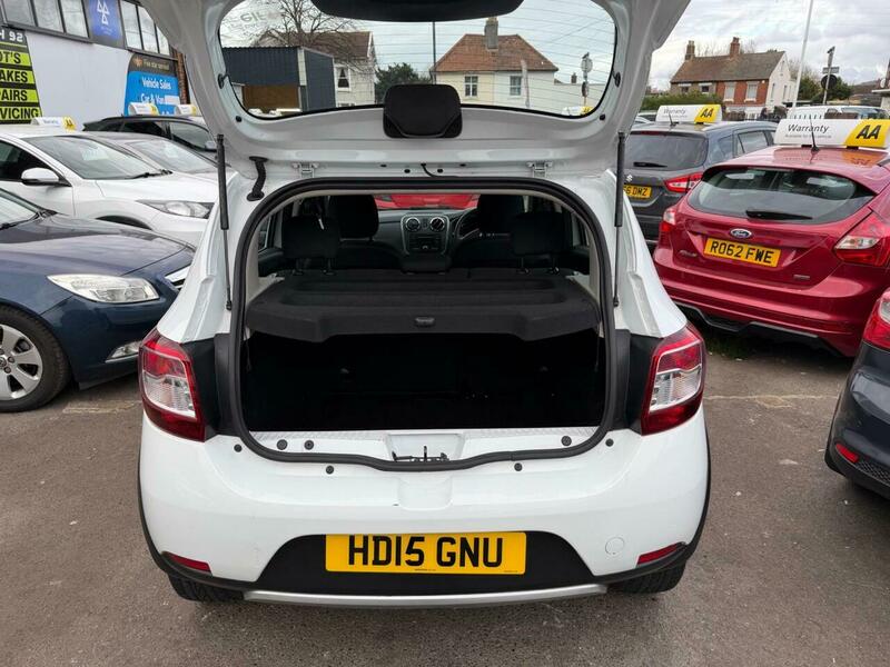 Used Dacia Sandero Stepway 2015 for sale - 78004123: Photo 15