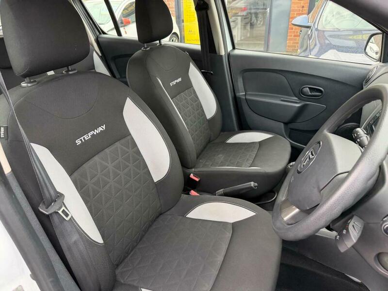 Used Dacia Sandero Stepway 2015 for sale - 78004123: Photo 20
