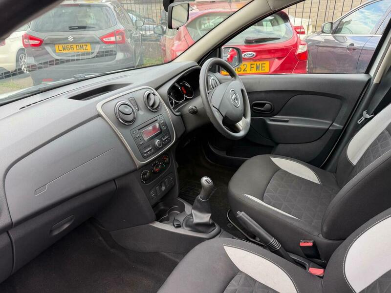 Used Dacia Sandero Stepway 2015 for sale - 78004123: Photo 9