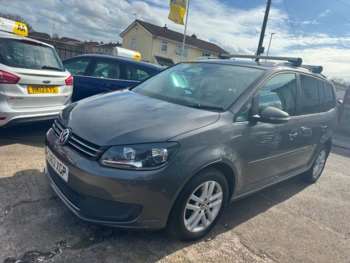 Used Volkswagen Touran 2013 for sale - 74194455: Photo