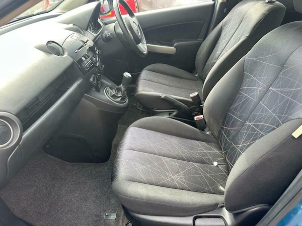 Used Mazda Mazda2 2010 for sale - 75067327: Photo 10