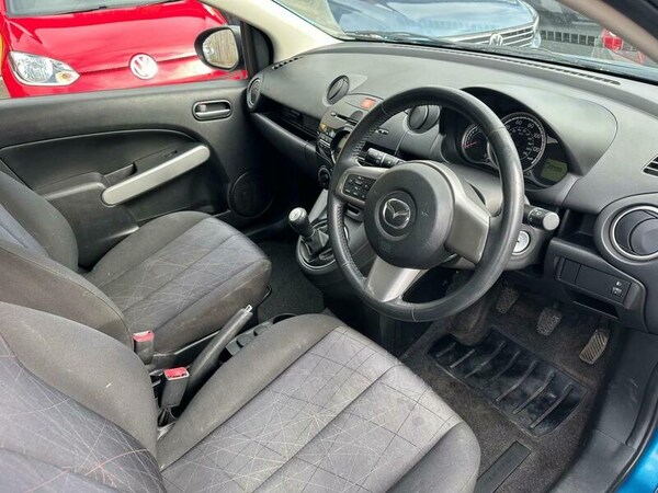 Used Mazda Mazda2 2010 for sale - 75067327: Photo 14