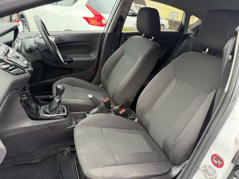 Used Ford Fiesta 2013 for sale - 77636880: Photo 11