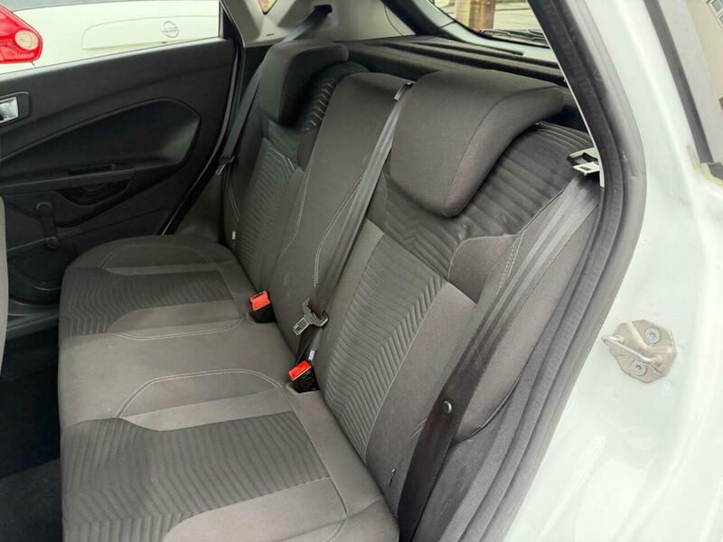 Used Ford Fiesta 2013 for sale - 77636880: Photo 13