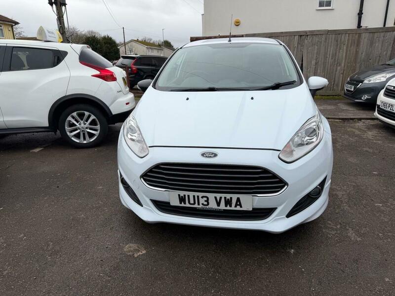 Used Ford Fiesta 2013 for sale - 77636880: Photo 2