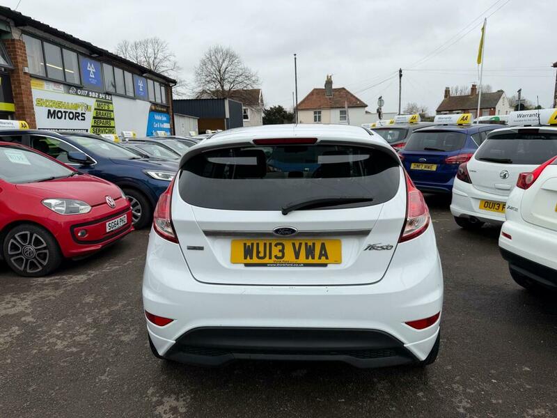 Used Ford Fiesta 2013 for sale - 77636880: Photo 6