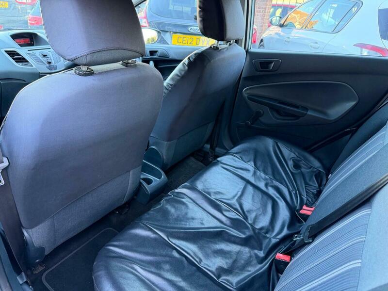 Used Ford Fiesta 2010 for sale - 77976867: Photo 10