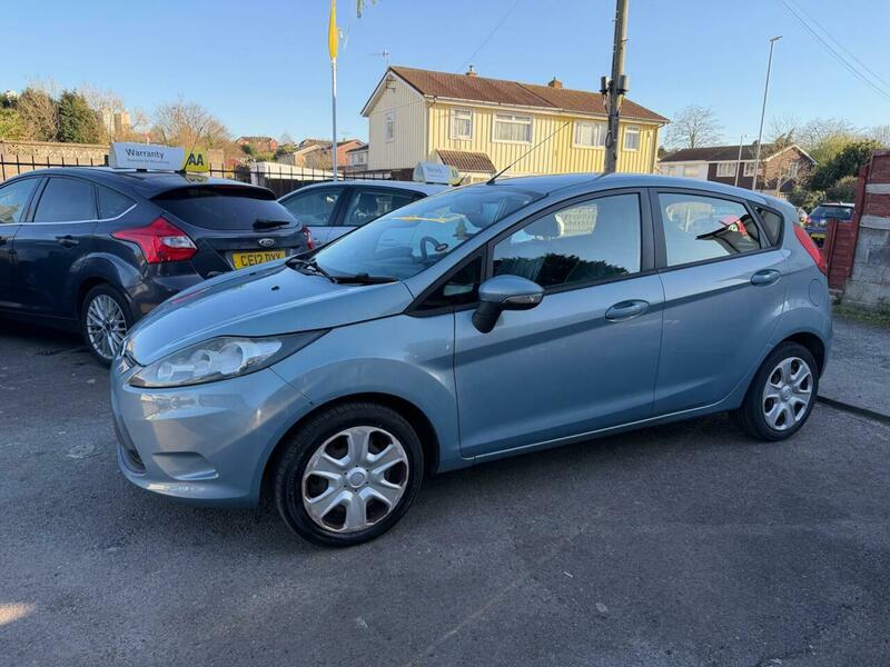 Used Ford Fiesta 2010 for sale - 77976867: Photo 4