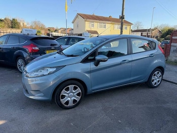 Used Ford Fiesta 2010 for sale - 77976867: Photo