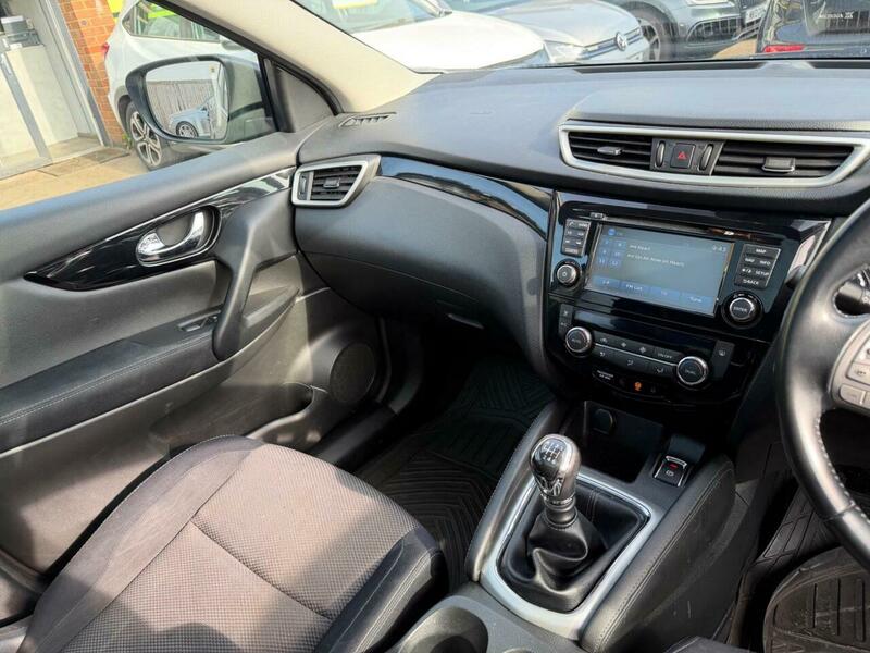 Used Nissan Qashqai 2014 for sale - 77976876: Photo 13