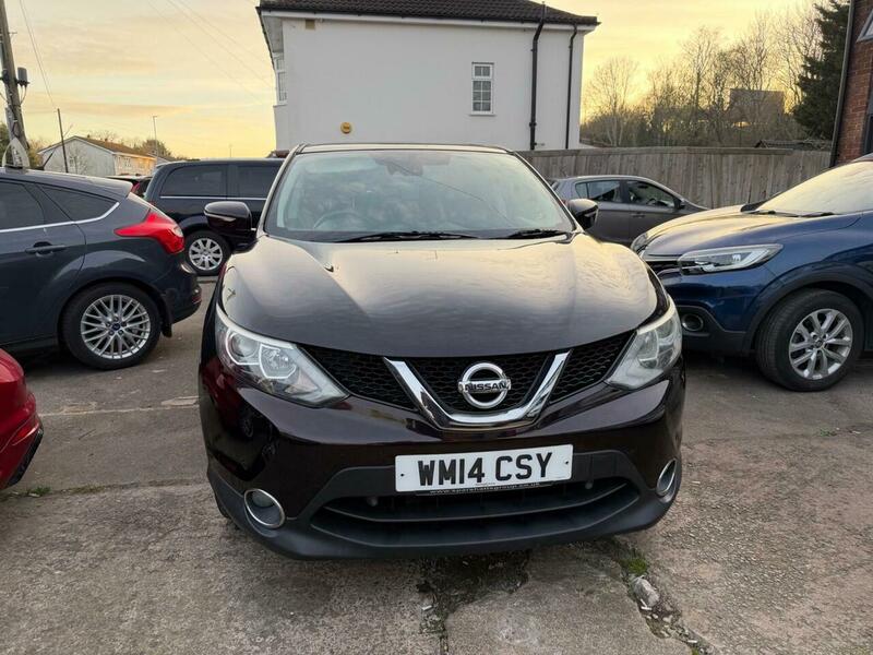 Used Nissan Qashqai 2014 for sale - 77976876: Photo 2