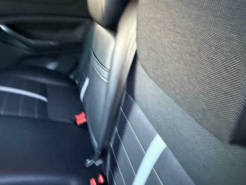 Used Ford Kuga 2011 for sale - 77437931: Photo 17