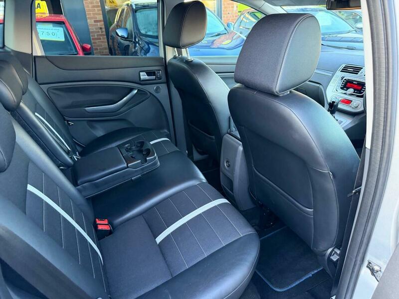 Used Ford Kuga 2011 for sale - 77437931: Photo 19