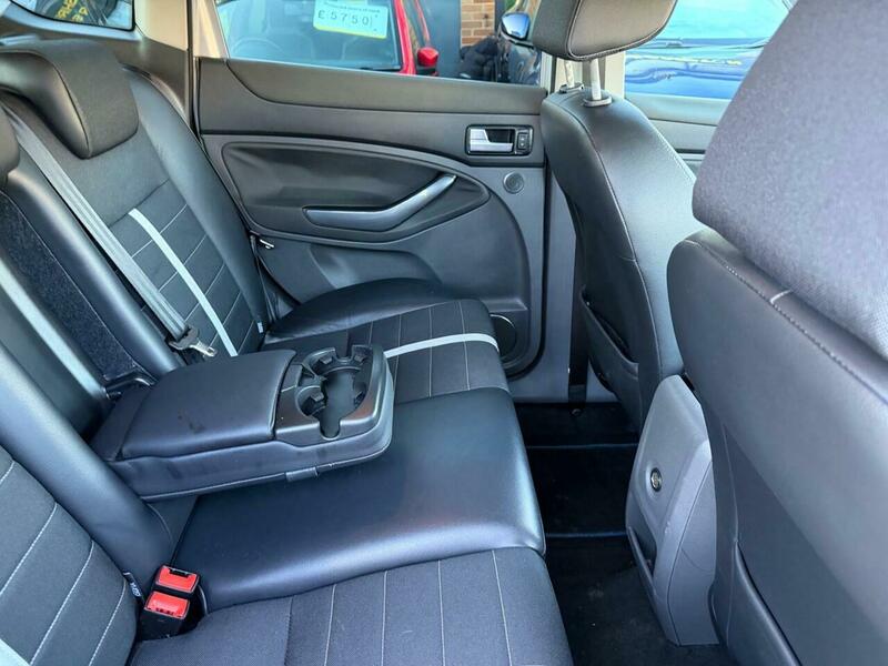 Used Ford Kuga 2011 for sale - 77437931: Photo 21