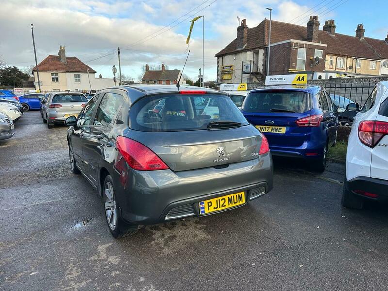 Used Peugeot 308 2012 for sale - 77188996: Photo 3