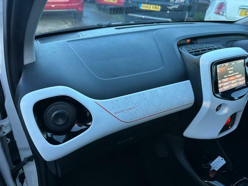 Used Peugeot 108 2015 for sale - 76821403: Photo 10