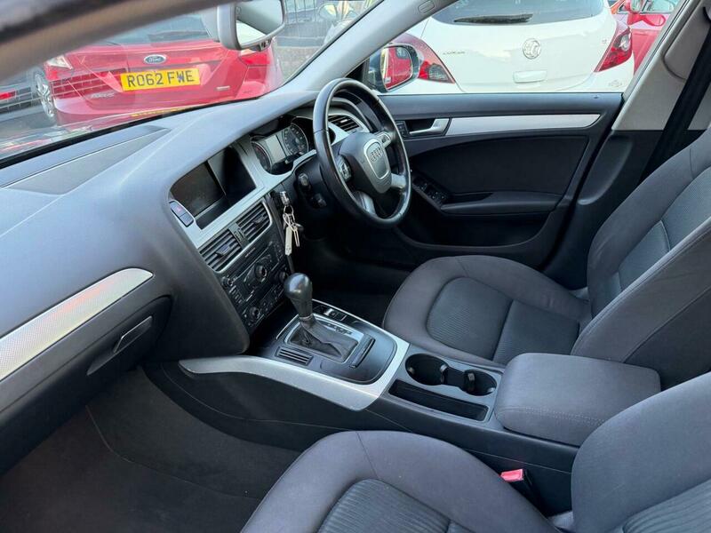 Used Audi A4 2009 for sale - 77821802: Photo 9