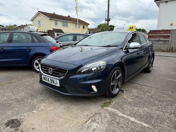 Used Volvo V40 2014 for sale - 78920215: Photo