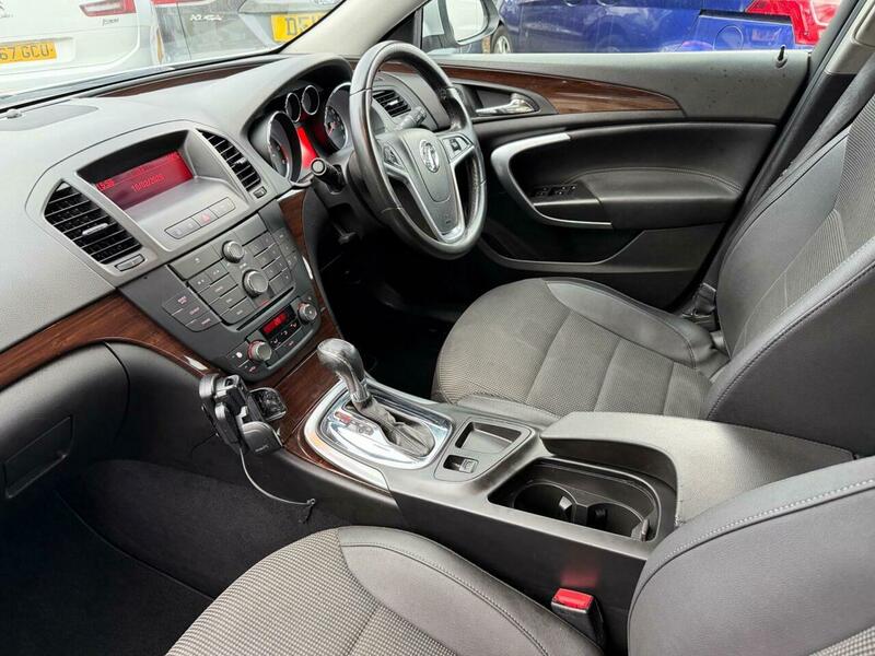 Used Vauxhall Insignia 2011 for sale - 77572452: Photo 8