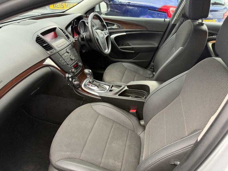 Used Vauxhall Insignia 2011 for sale - 77572452: Photo 9