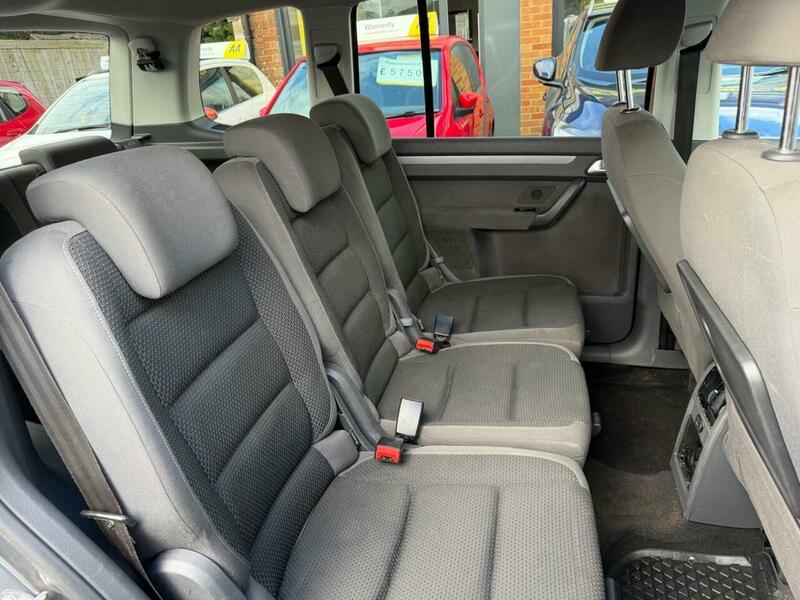 Used Volkswagen Touran 2011 for sale - 77704186: Photo 15