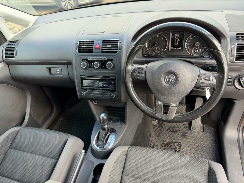 Used Volkswagen Touran 2011 for sale - 77704186: Photo 19