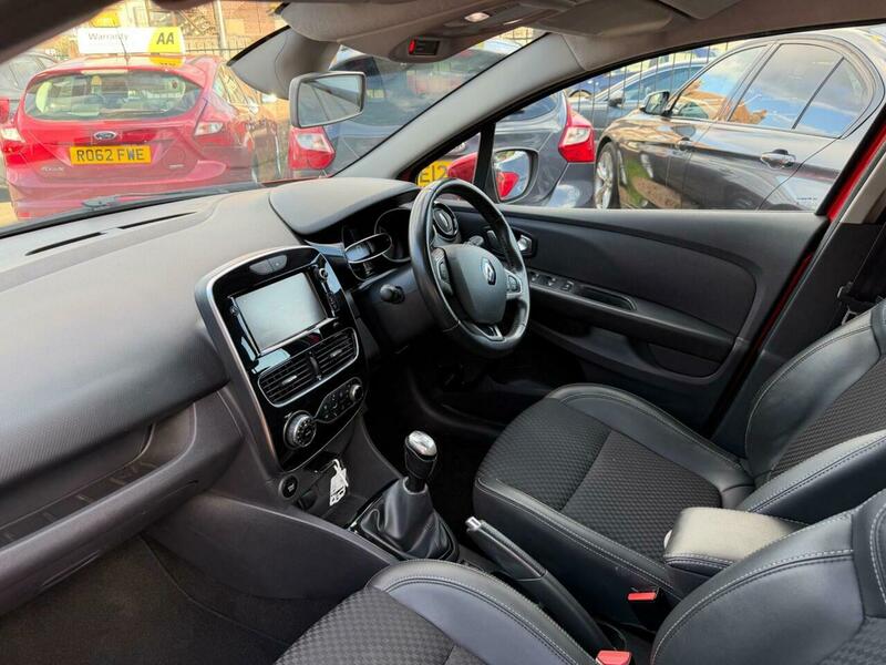 Used Renault Clio 2017 for sale - 78097624: Photo 10