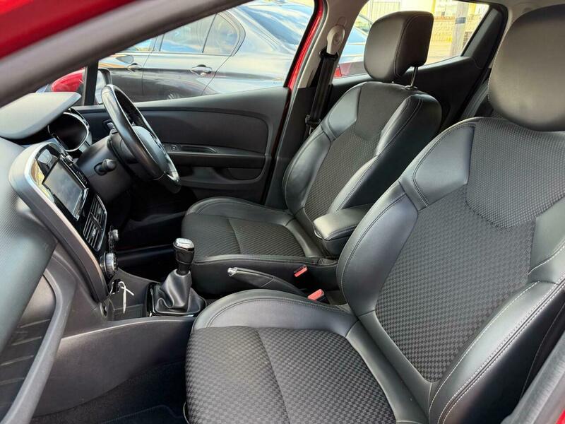 Used Renault Clio 2017 for sale - 78097624: Photo 12