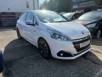 Used Peugeot 208 2018 for sale - 78986661: Photo