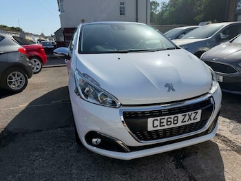 Used Peugeot 208 2018 for sale - 78986661: Photo