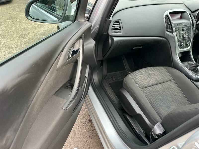 Used Vauxhall Astra 2015 for sale - 76631129: Photo 11