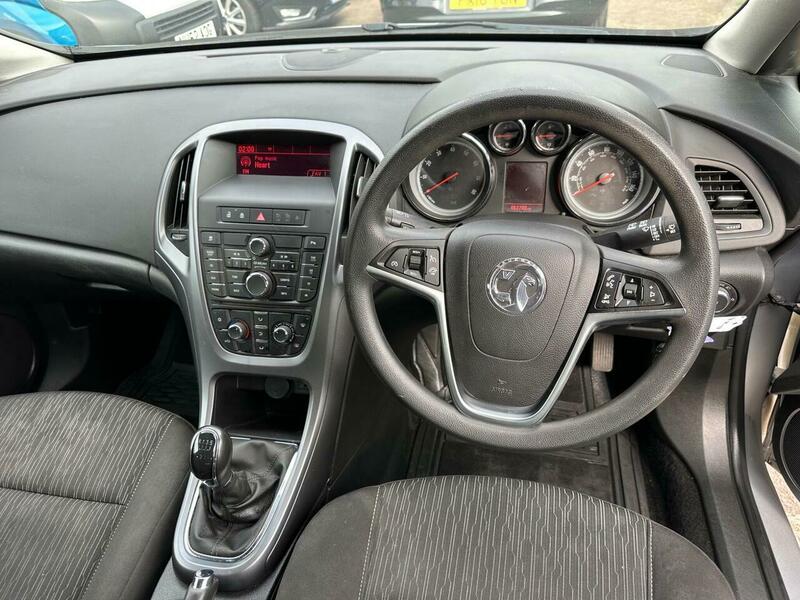 Used Vauxhall Astra 2015 for sale - 76631129: Photo 20