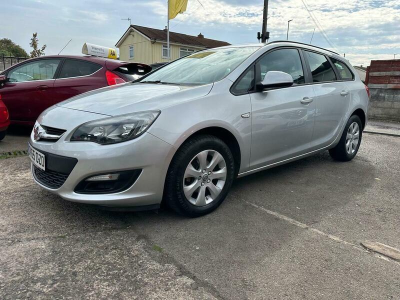Used Vauxhall Astra 2015 for sale - 76631129: Photo 3