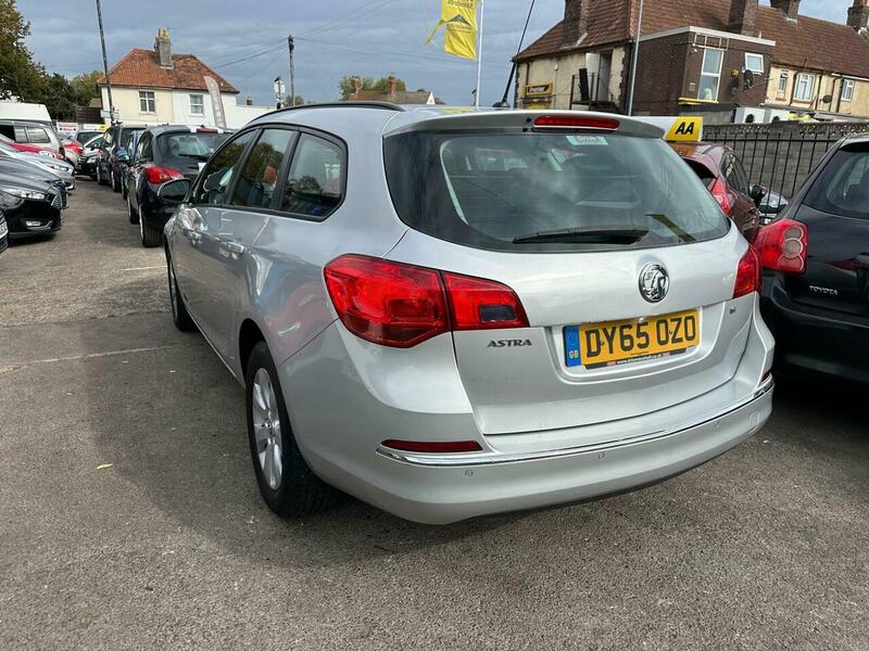 Used Vauxhall Astra 2015 for sale - 76631129: Photo 6