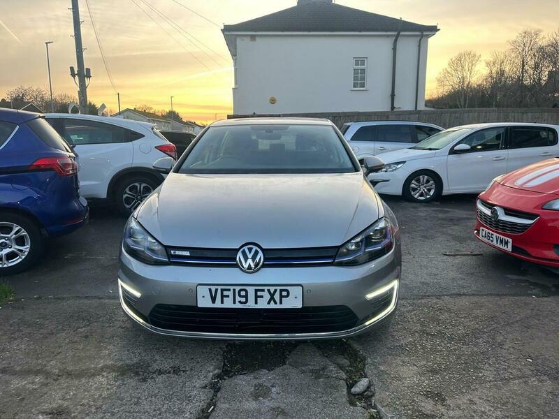 Used Volkswagen Golf 2019 for sale - 77166051: Photo 3