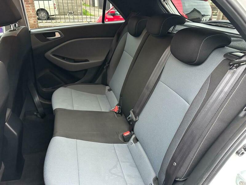 Used Hyundai i20 2016 for sale - 77038650: Photo 10