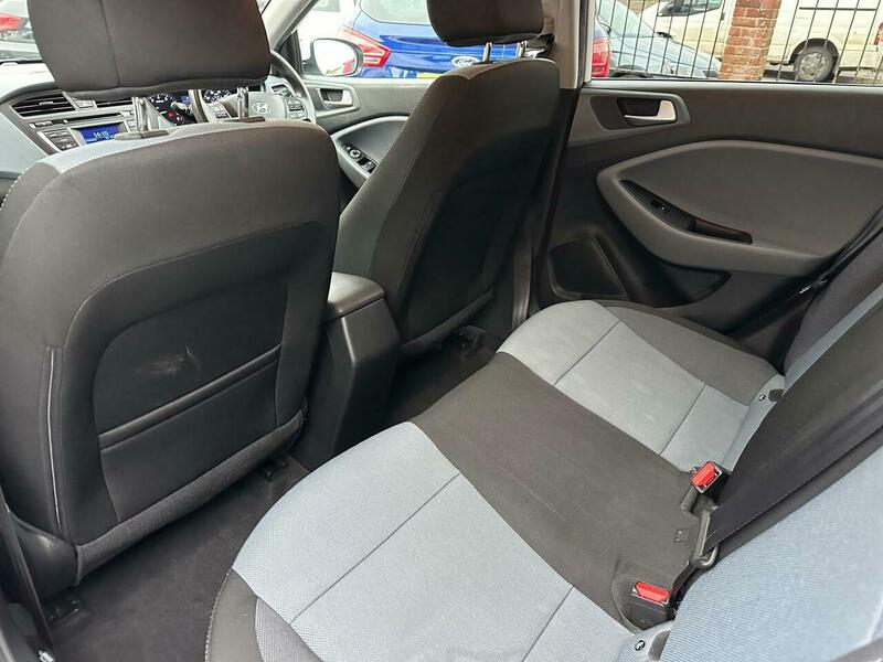 Used Hyundai i20 2016 for sale - 77038650: Photo 11