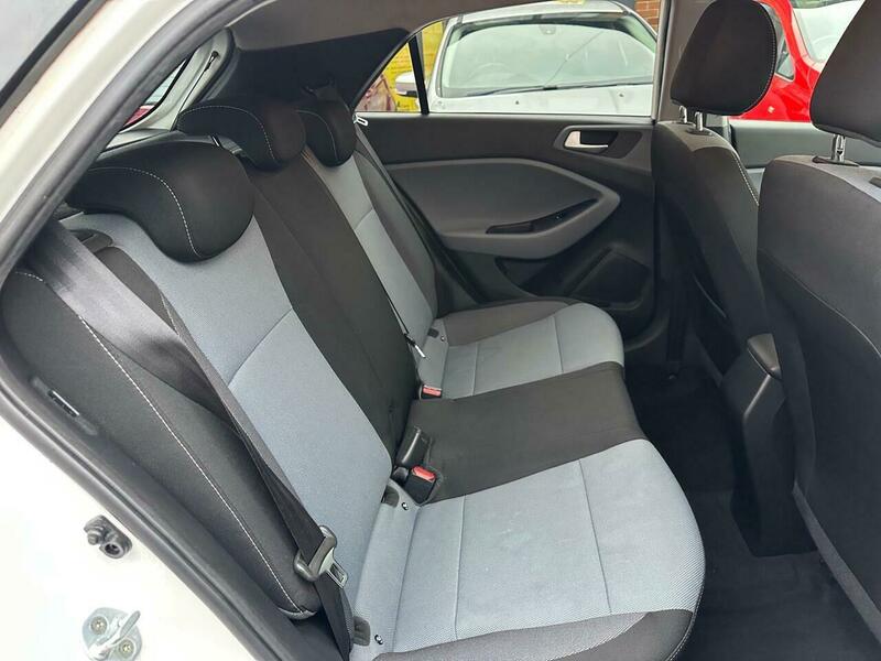 Used Hyundai i20 2016 for sale - 77038650: Photo 14