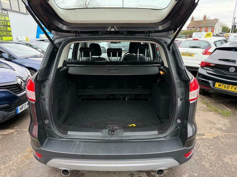 Used Ford Kuga 2015 for sale - 77423118: Photo 12