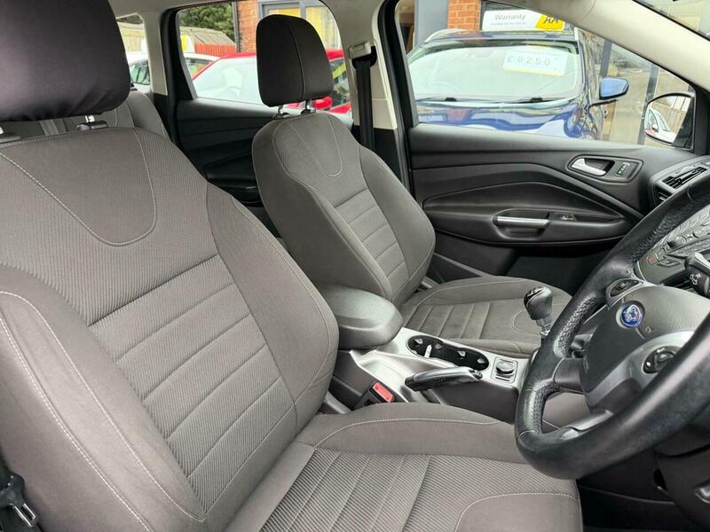 Used Ford Kuga 2015 for sale - 77423118: Photo 16