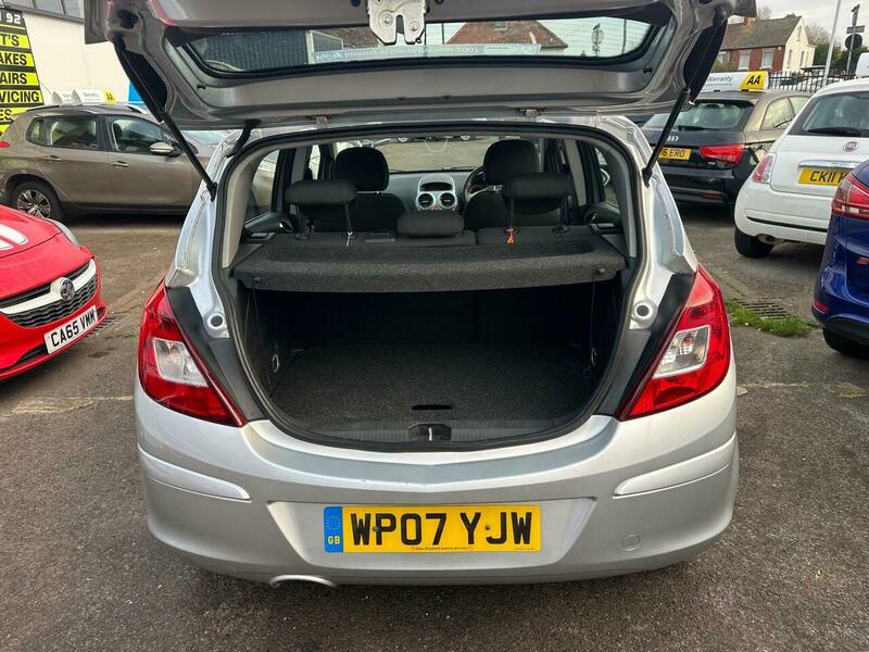 Used Vauxhall Corsa 2007 for sale - 77072897: Photo 9