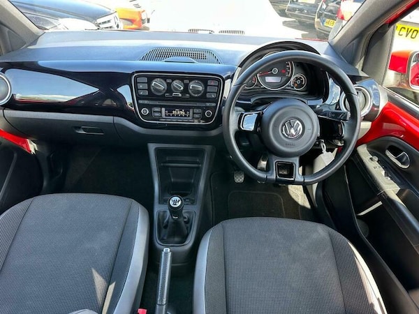 Used Volkswagen up! 2014 for sale - 75067333: Photo 21