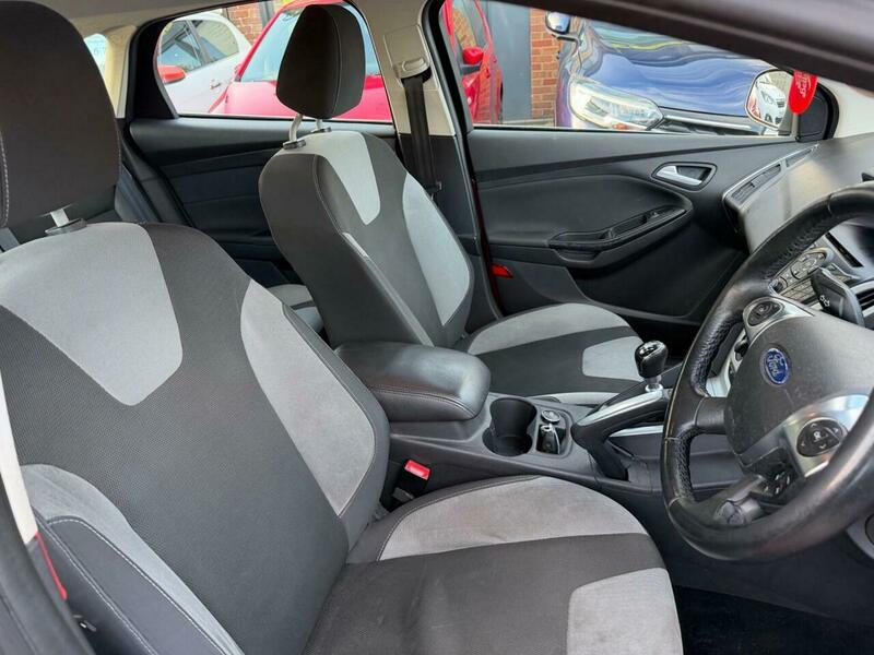 Used Ford Focus 2012 for sale - 78018012: Photo 16