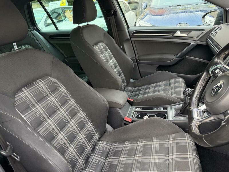 Used Volkswagen Golf 2016 for sale - 77394997: Photo 20
