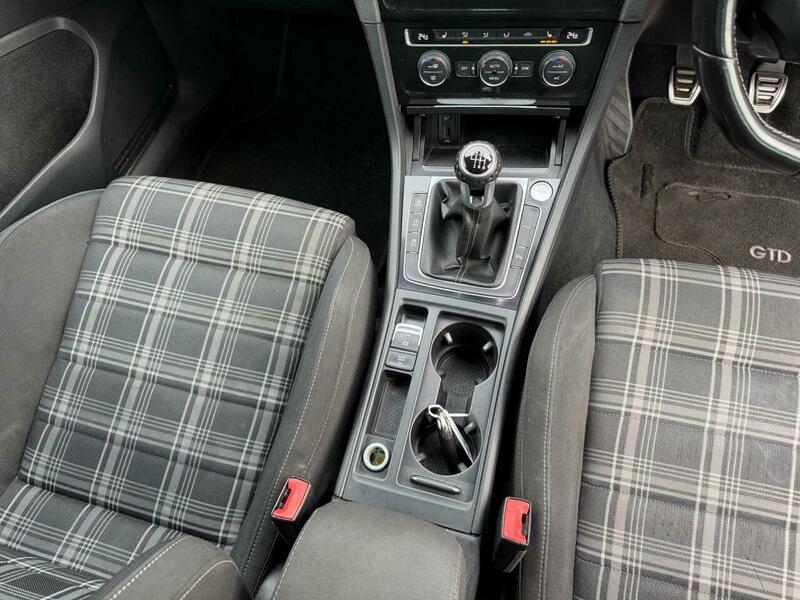 Used Volkswagen Golf 2016 for sale - 77394997: Photo 21